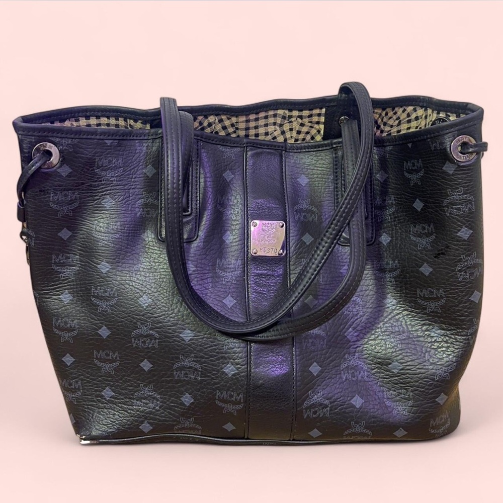 MCM Liz Reversible Shopper in Black